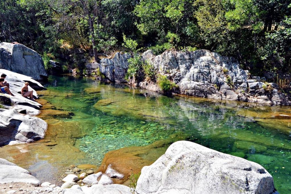 Casa Rural En Candeleda Con Piscina Y Un Maravilloso Jardin Екстер'єр фото