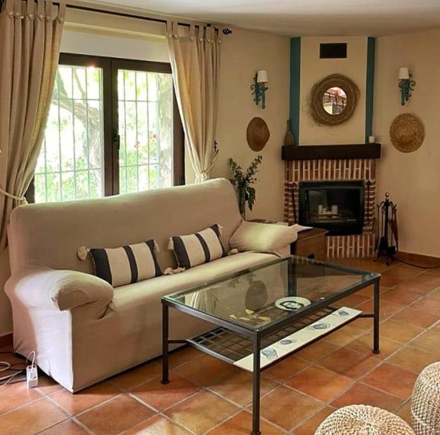 Casa Rural En Candeleda Con Piscina Y Un Maravilloso Jardin Екстер'єр фото