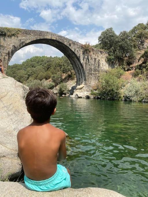 Casa Rural En Candeleda Con Piscina Y Un Maravilloso Jardin Екстер'єр фото