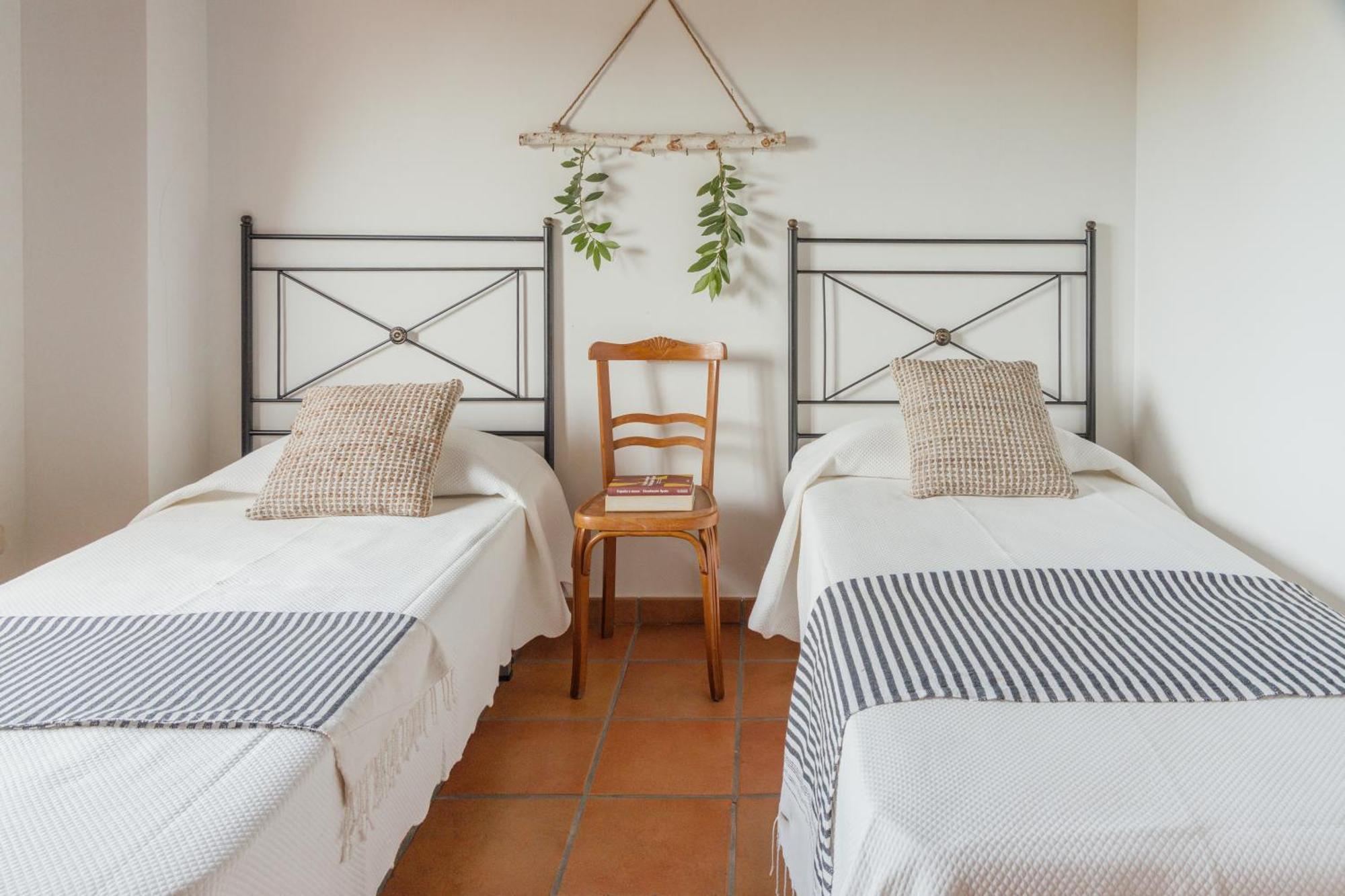 Casa Rural En Candeleda Con Piscina Y Un Maravilloso Jardin Екстер'єр фото