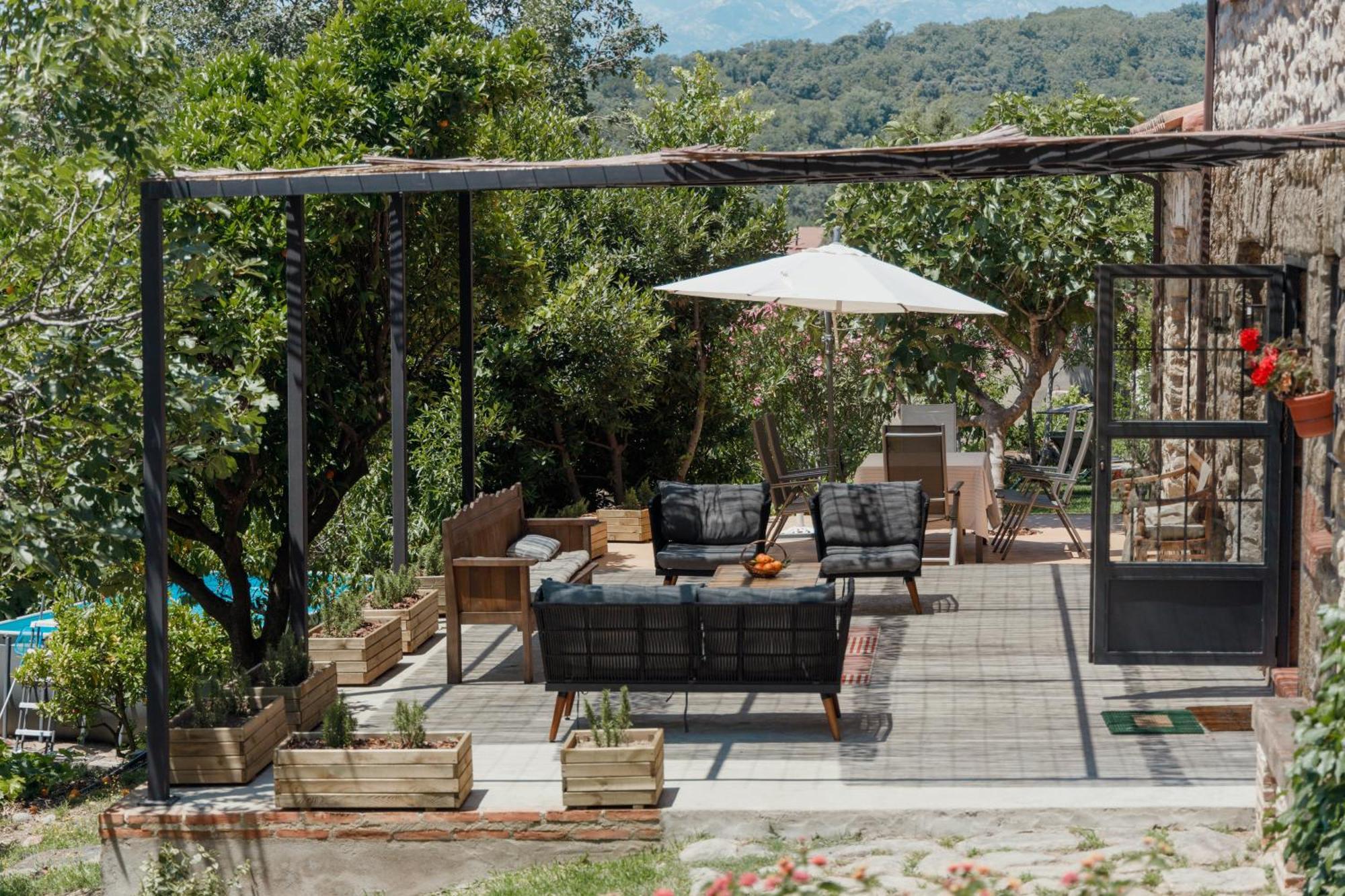 Casa Rural En Candeleda Con Piscina Y Un Maravilloso Jardin Екстер'єр фото
